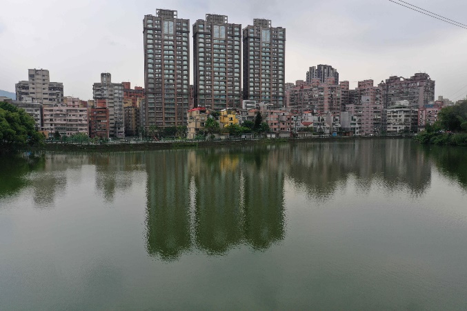 金龍湖 (劉宏煌拍攝)